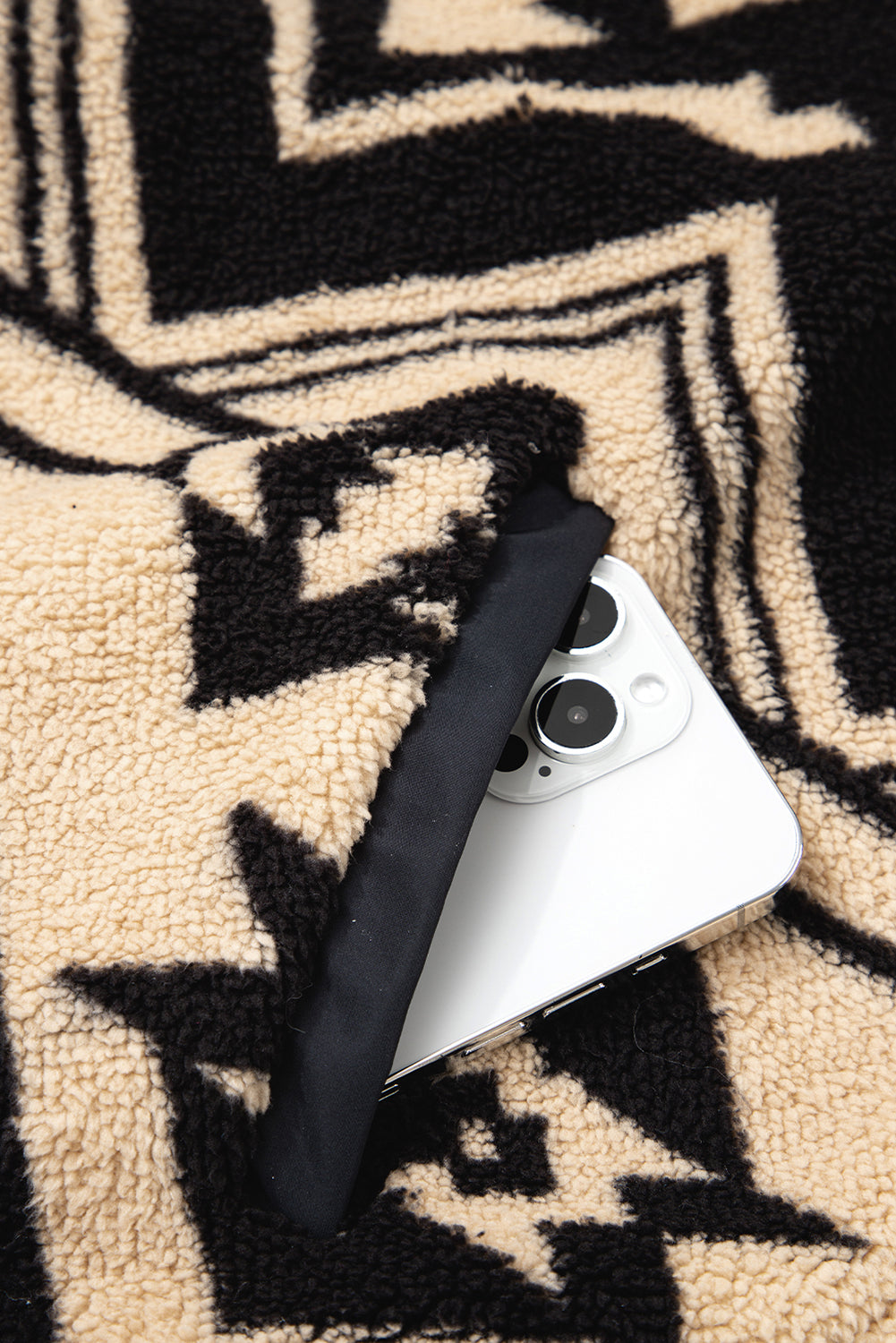 Beige Vintage Geometric Half Zip Plush Sweatshirt