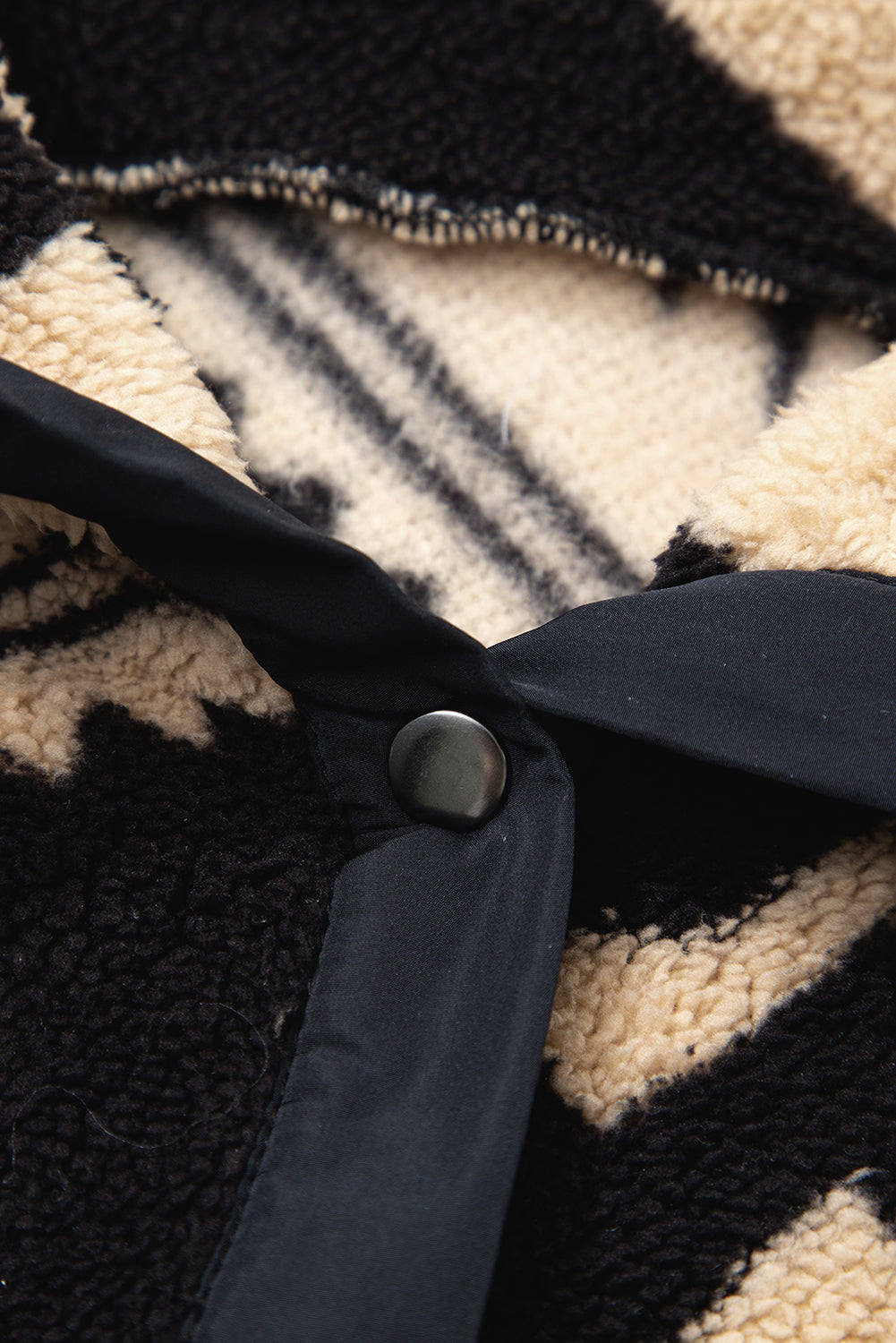 Beige Vintage Geometric Half Zip Plush Sweatshirt